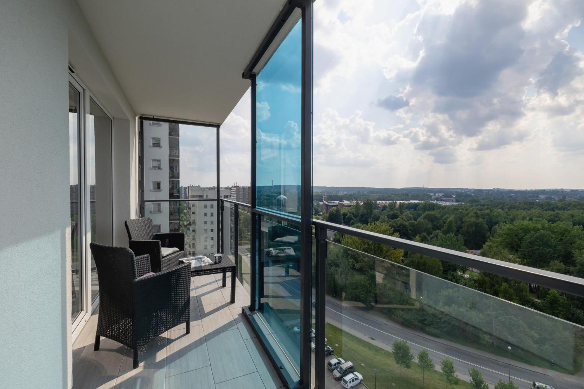 Tysiaclecia Next To Park Slaski By Renters * Katowice