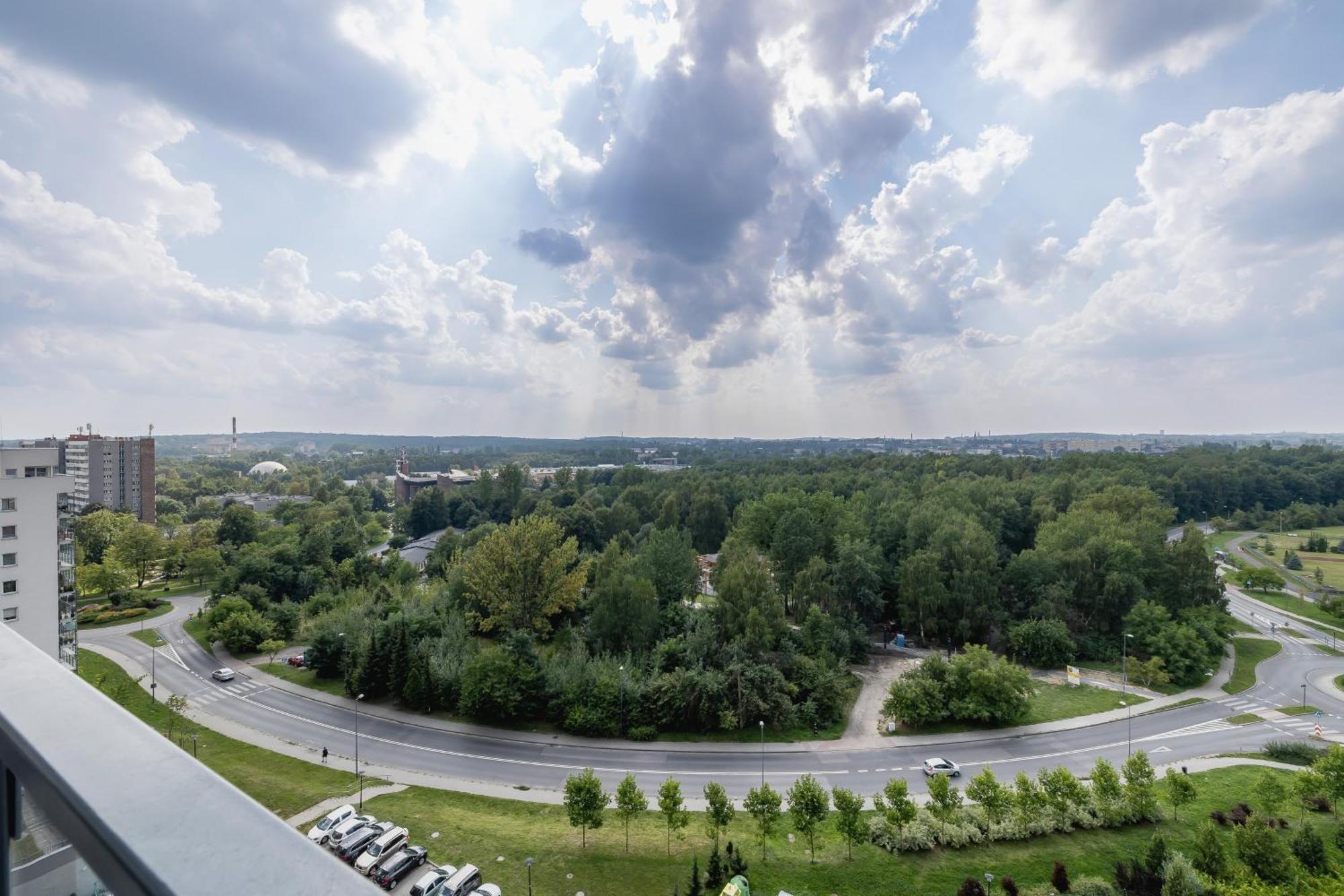 Tysiaclecia Next To Park Slaski By Renters * Kattowitz